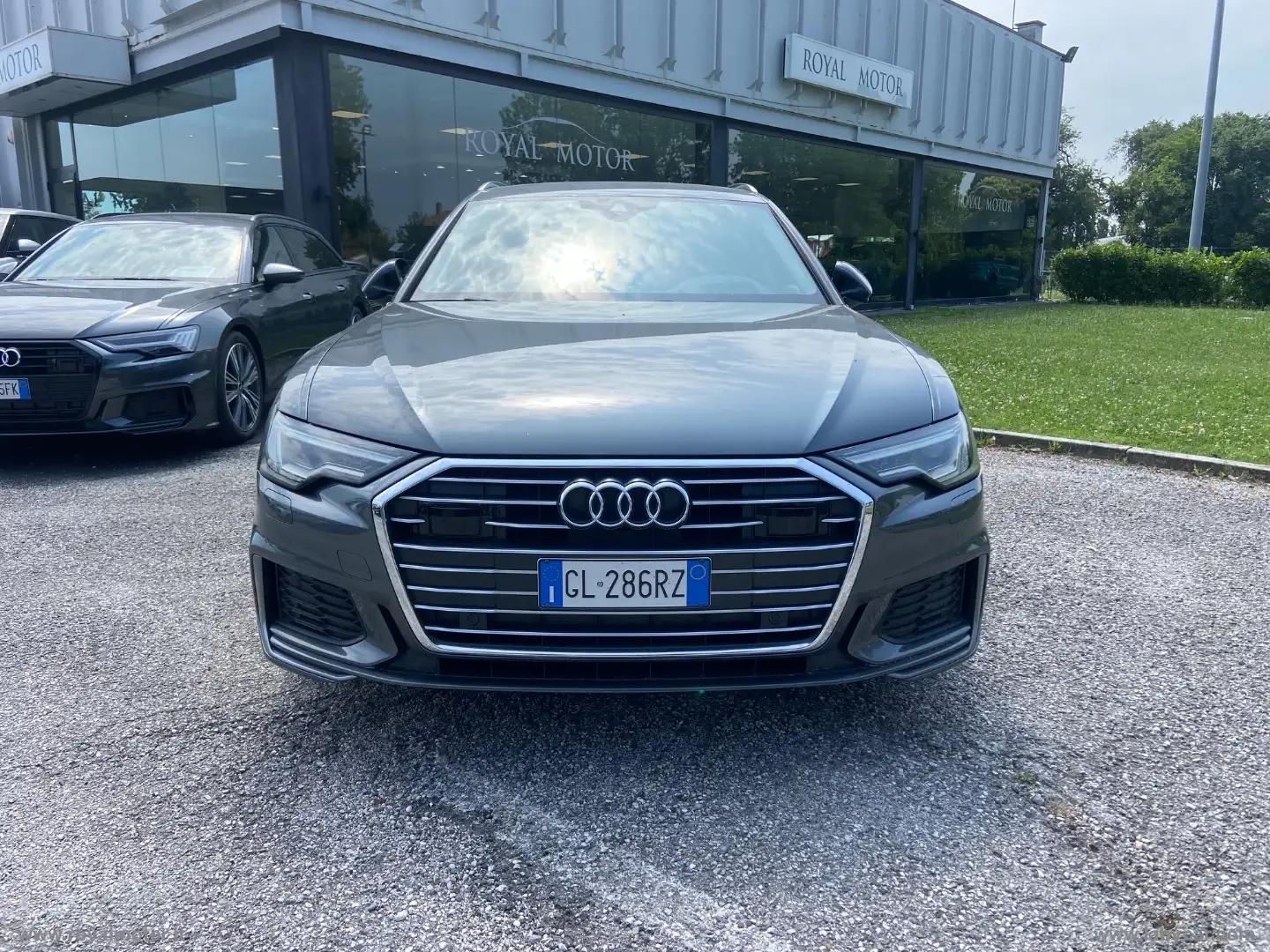 Audi A6 Avant 40 2.0 TDI S tronic S-LINE Grigio - 2