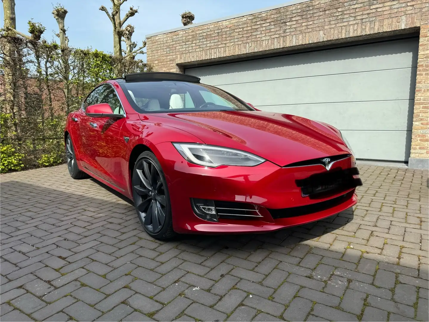 Tesla Model S Model S 90D Allradantrieb Roşu - 1