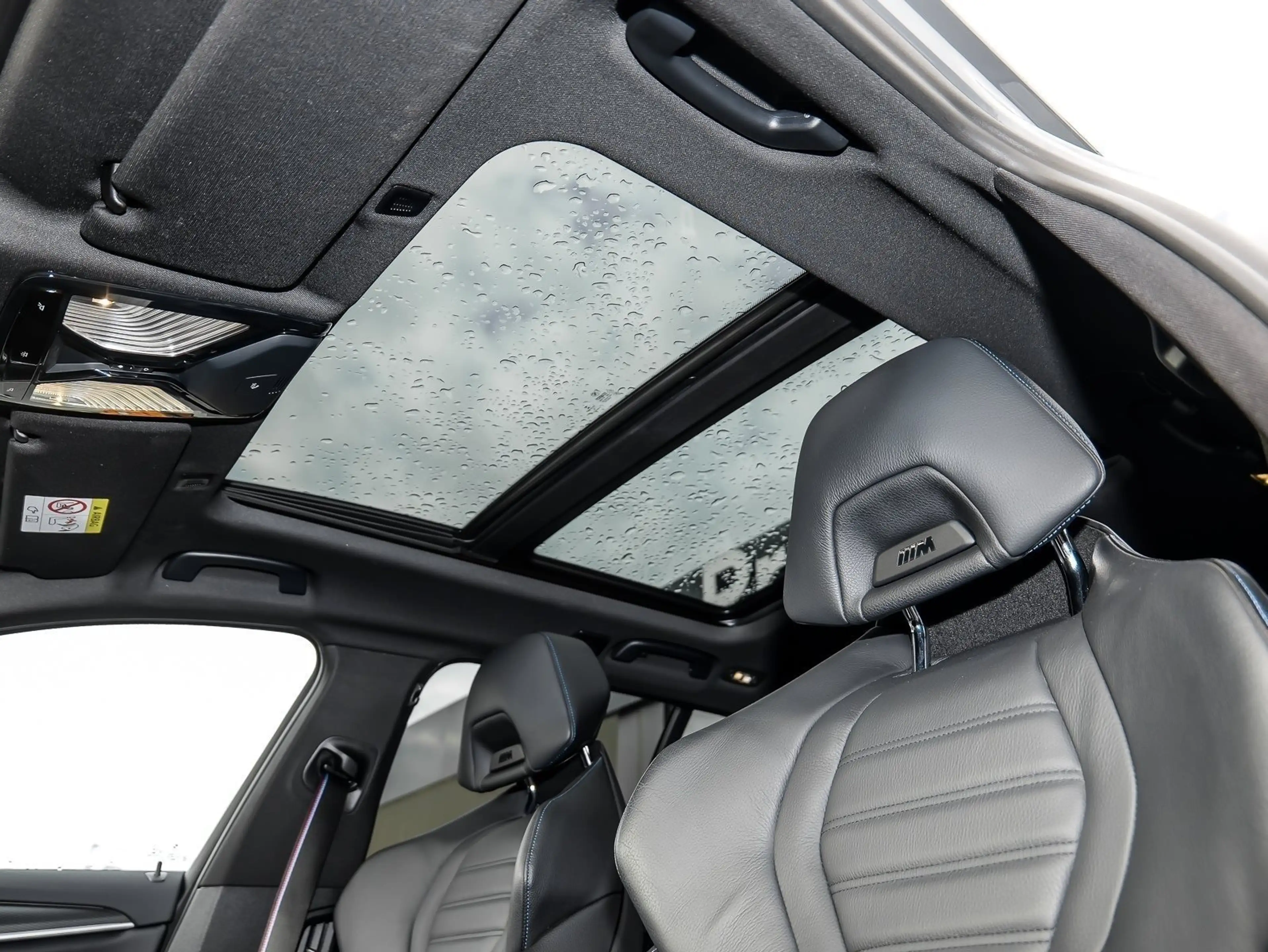 BMW 540 d xDrive Touring M Sport HUD PANO ACC AHK LM — photo 9