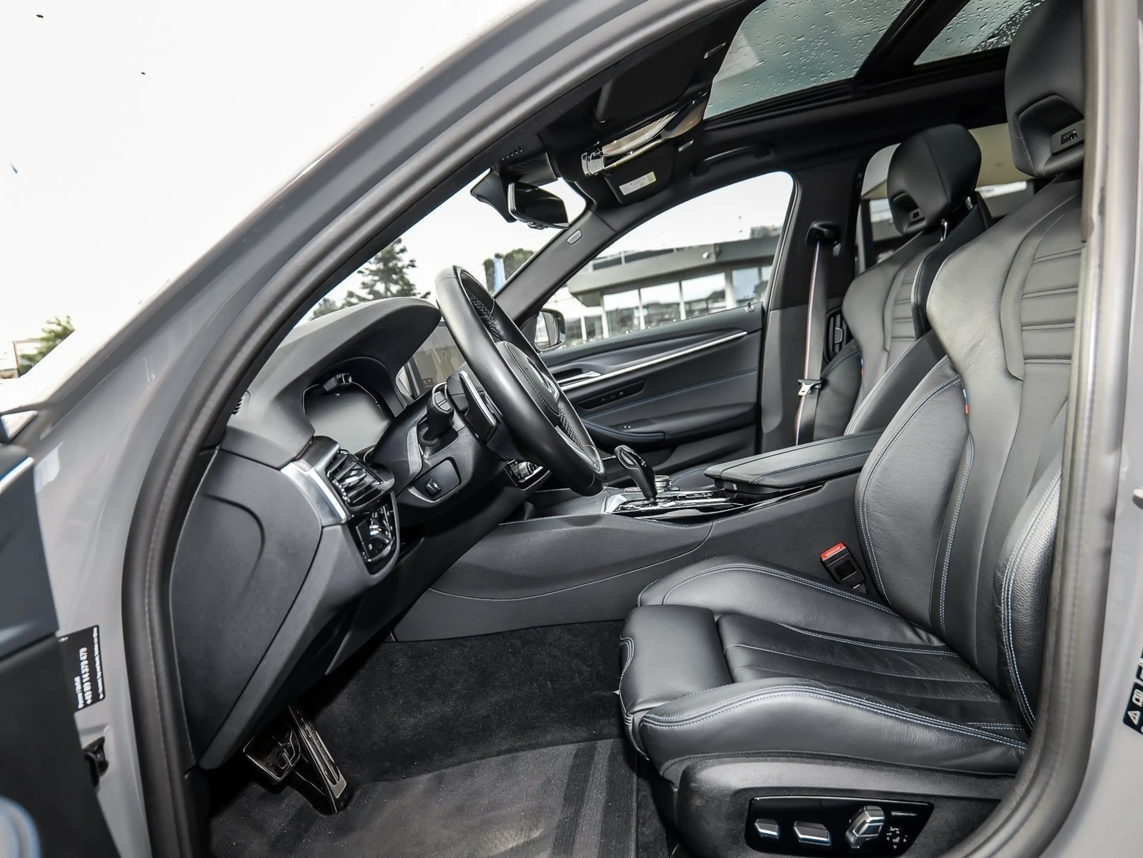 BMW 540 d xDrive Touring M Sport HUD PANO ACC AHK LM — photo 5