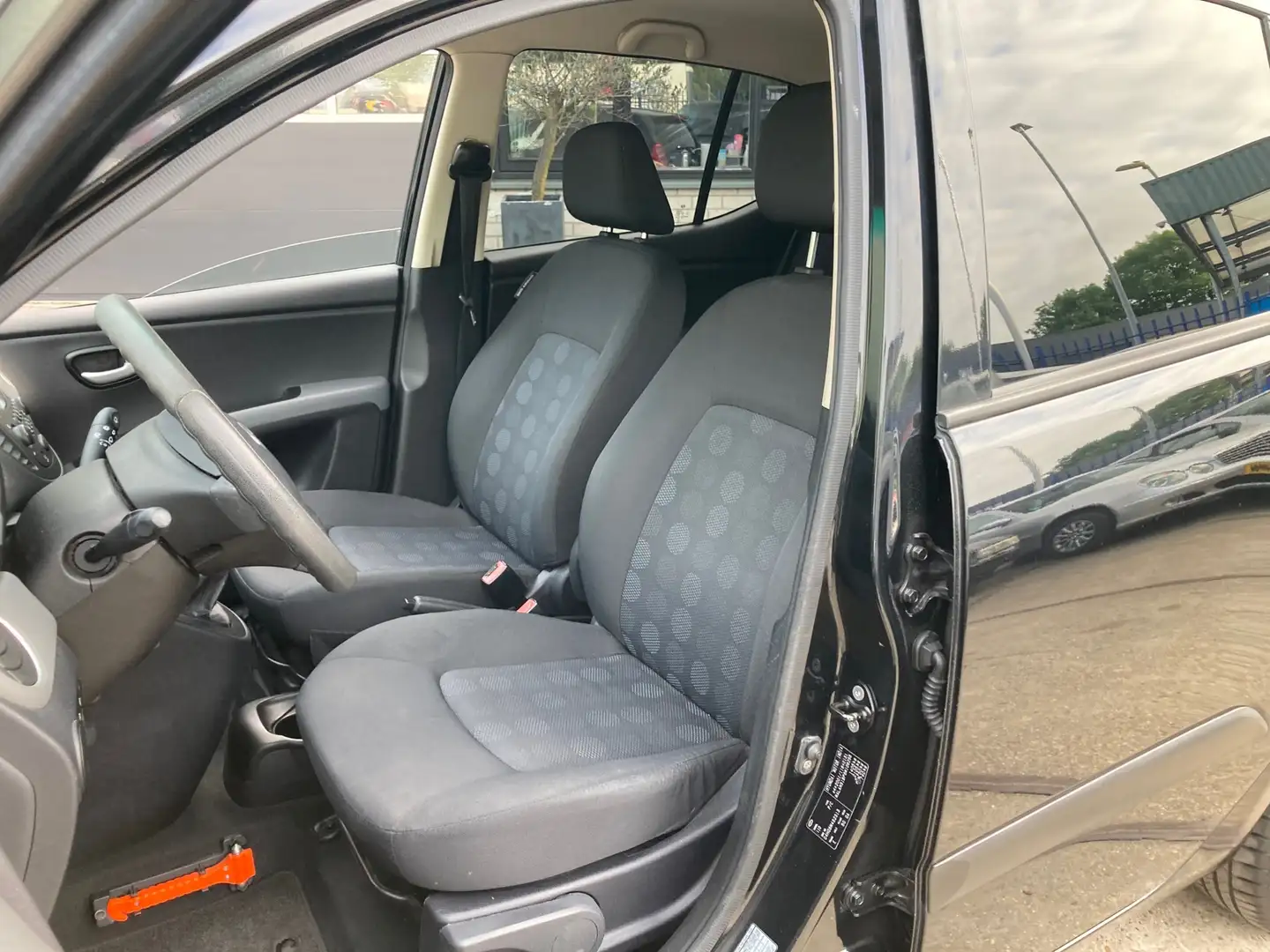 Hyundai i10 1.1 BLACK EDITION/AIRCO 119.000 KM Noir - 2