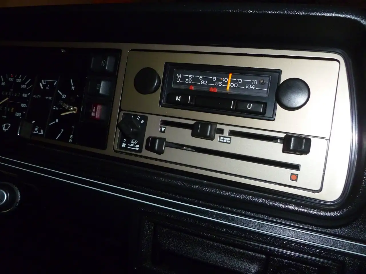 Volkswagen Golf 1100, foto 6