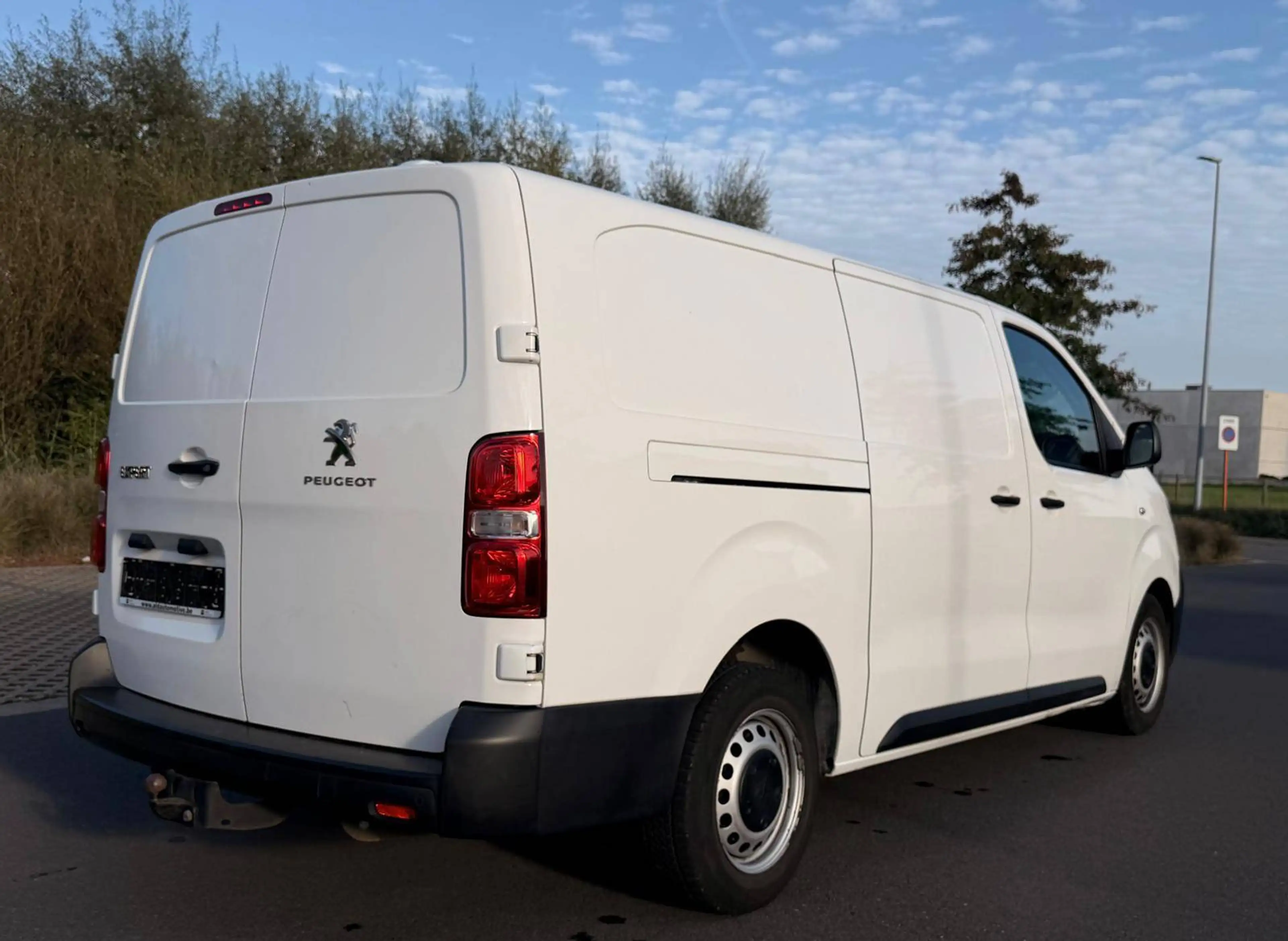 Peugeot Expert 2.0 BlueHDi L2 Standard Pro S — photo 4