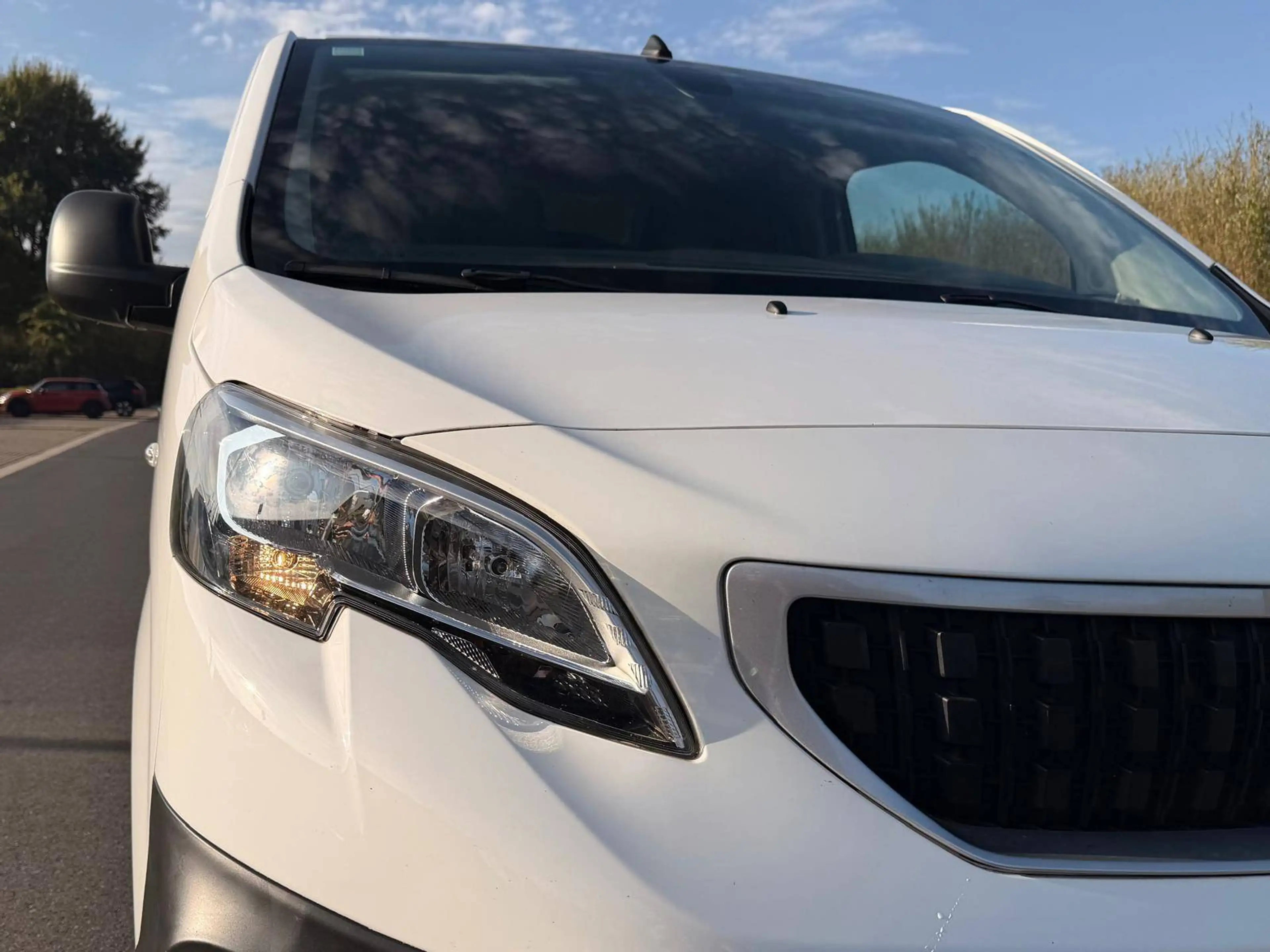 Peugeot Expert 2.0 BlueHDi L2 Standard Pro S — photo 5
