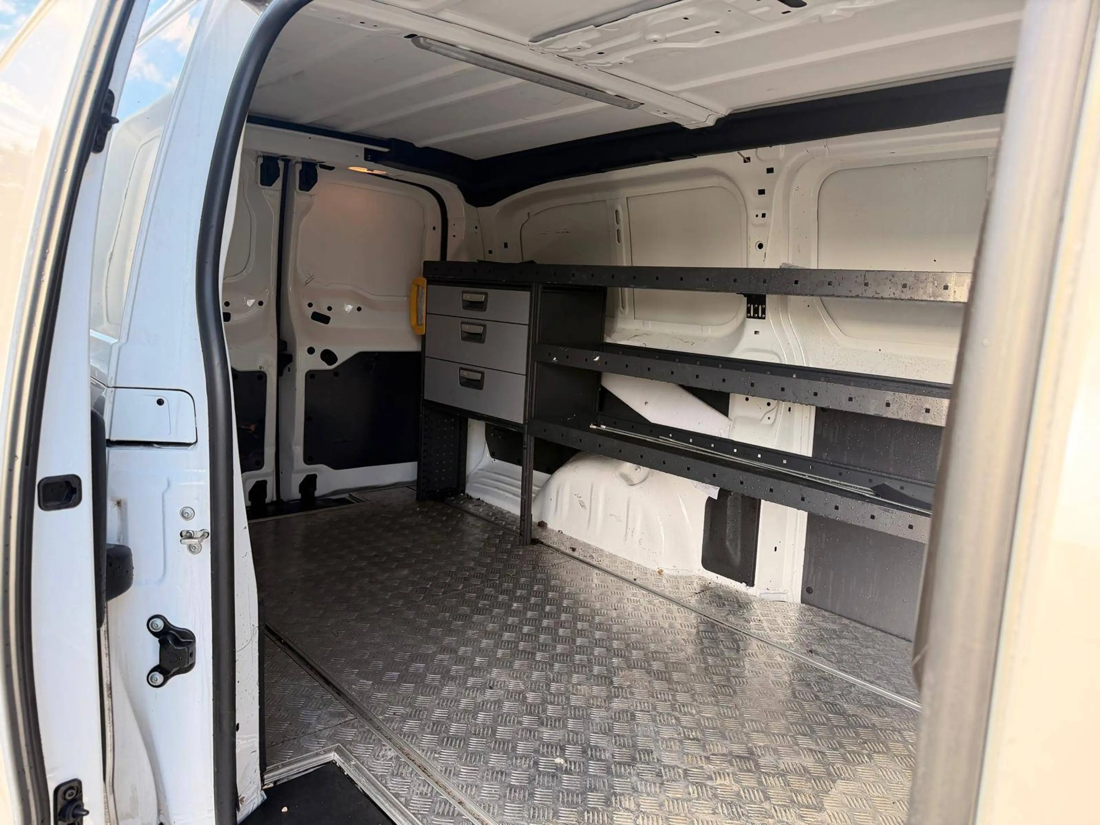 Peugeot Expert 2.0 BlueHDi L2 Standard Pro S — photo 12