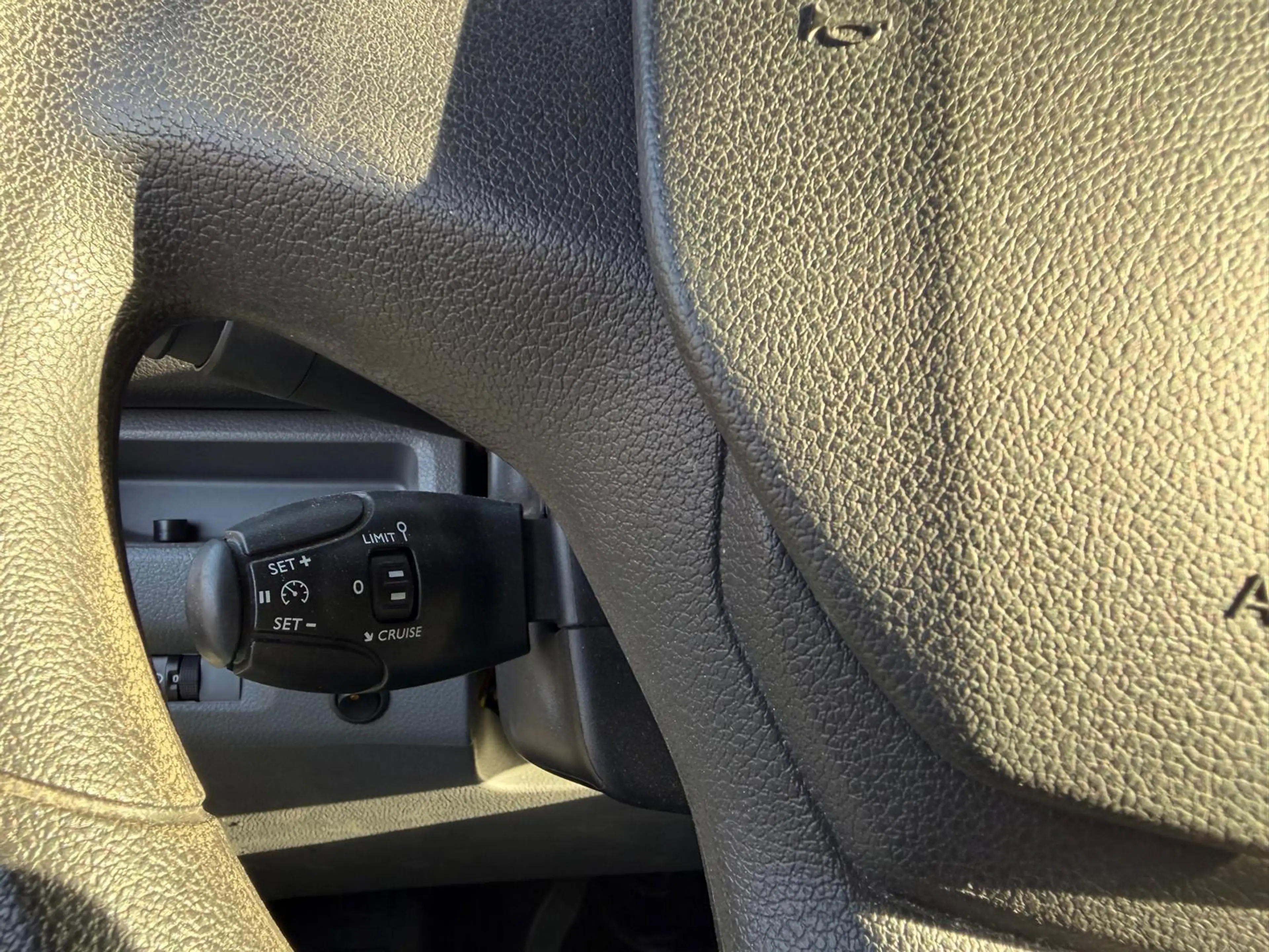 Peugeot Expert 2.0 BlueHDi L2 Standard Pro S — photo 7