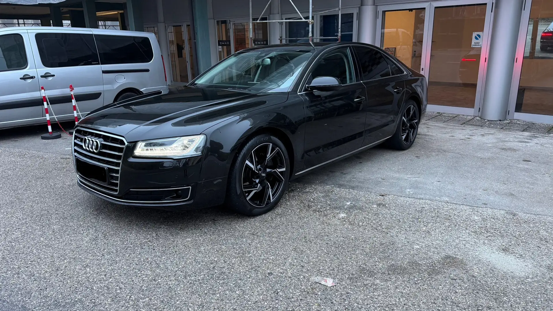 Audi A8 3.0 V6 tdi ultra quattro tiptronic Noir - 1