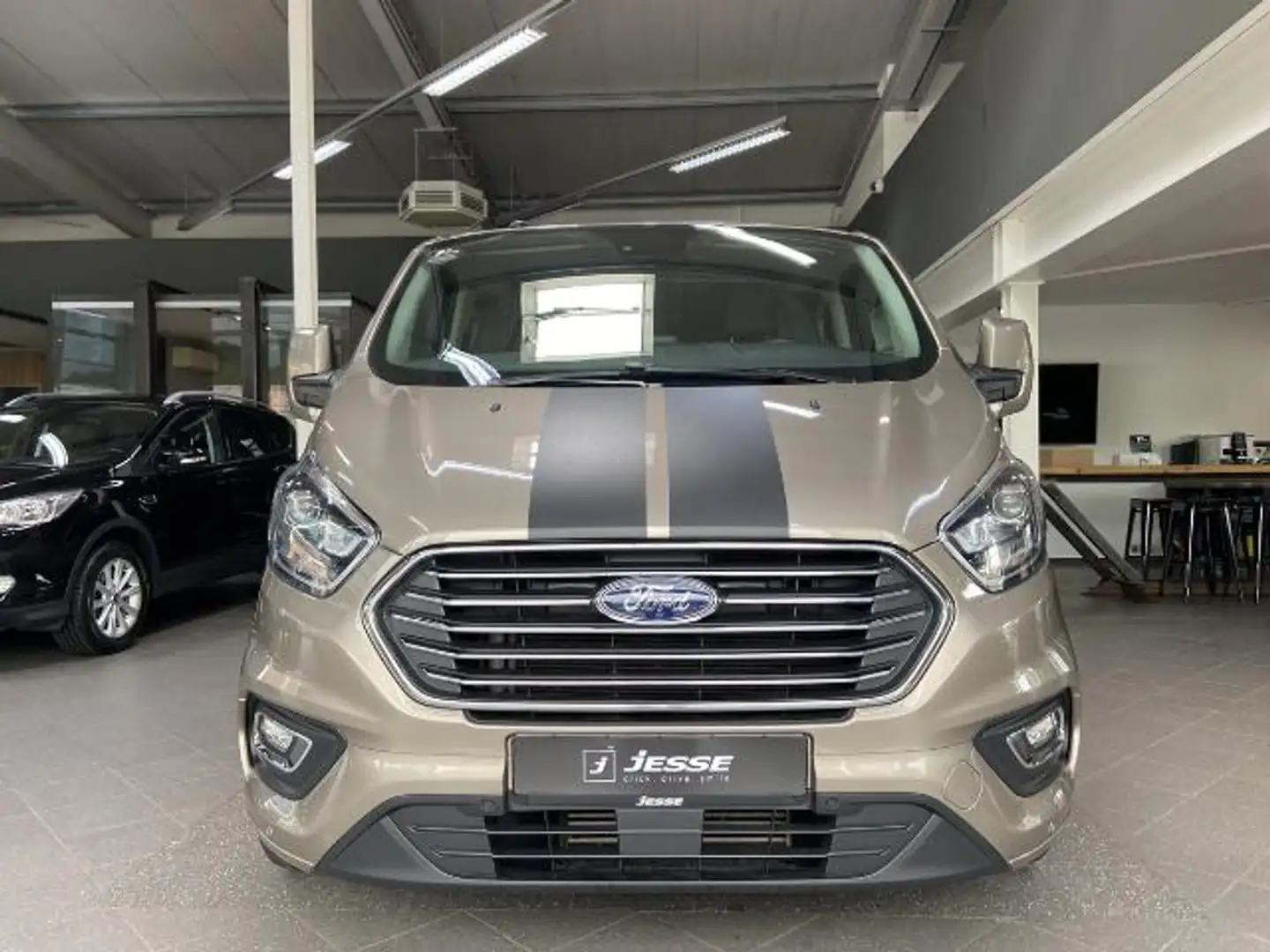 Ford Tourneo Custom 2.0 TDCi L2 Titanium Xenon Temp AHK R.Cam Argent - 2