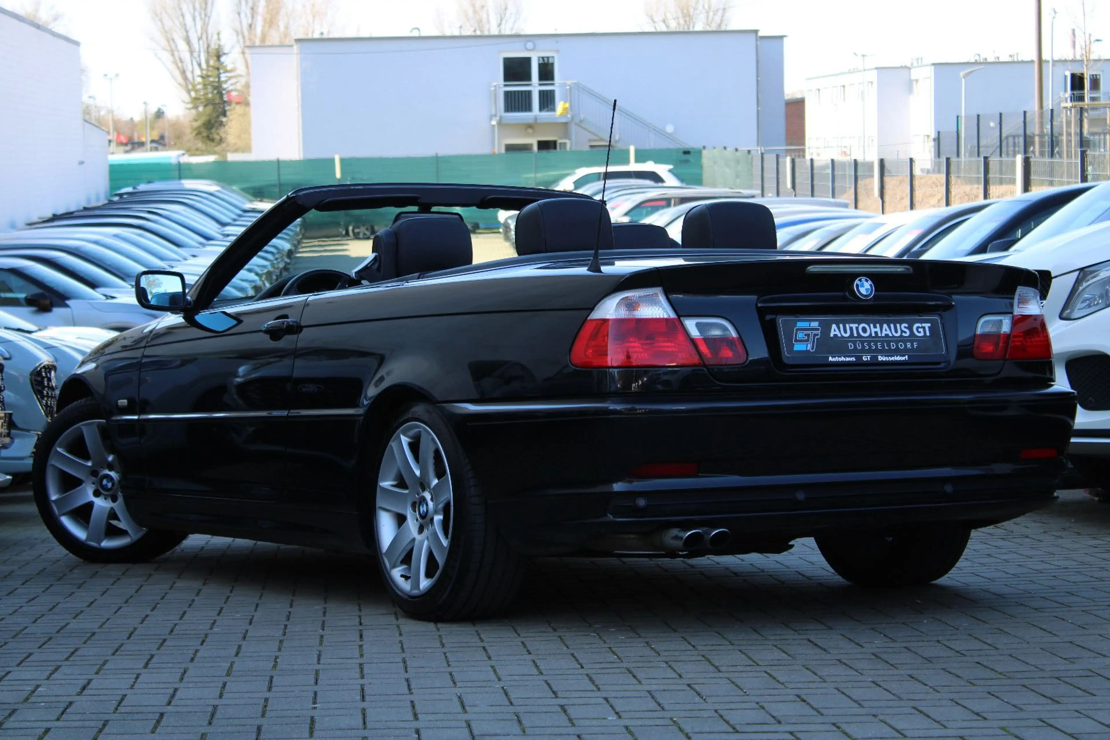 BMW 325 Ci Cabrio/Leder/1.Hand/Klima/Sitzhzg/PDC — photo 3