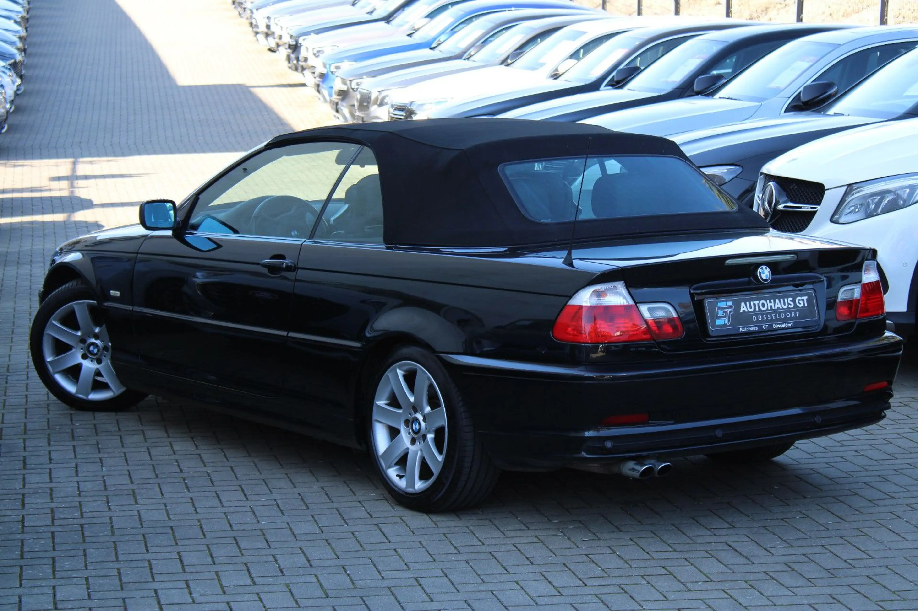 BMW 325 Ci Cabrio/Leder/1.Hand/Klima/Sitzhzg/PDC — photo 8