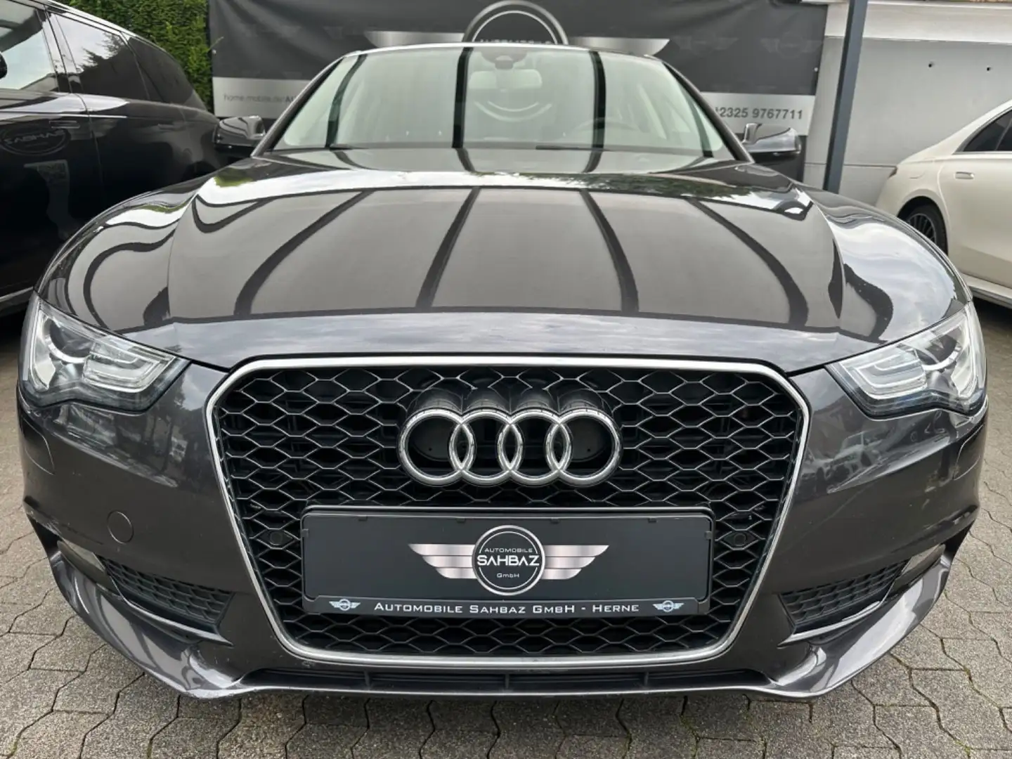 Audi A5 Sportback 2.0 TDI*NAVI*XENON*SHZ*2.HAND Grau - 2
