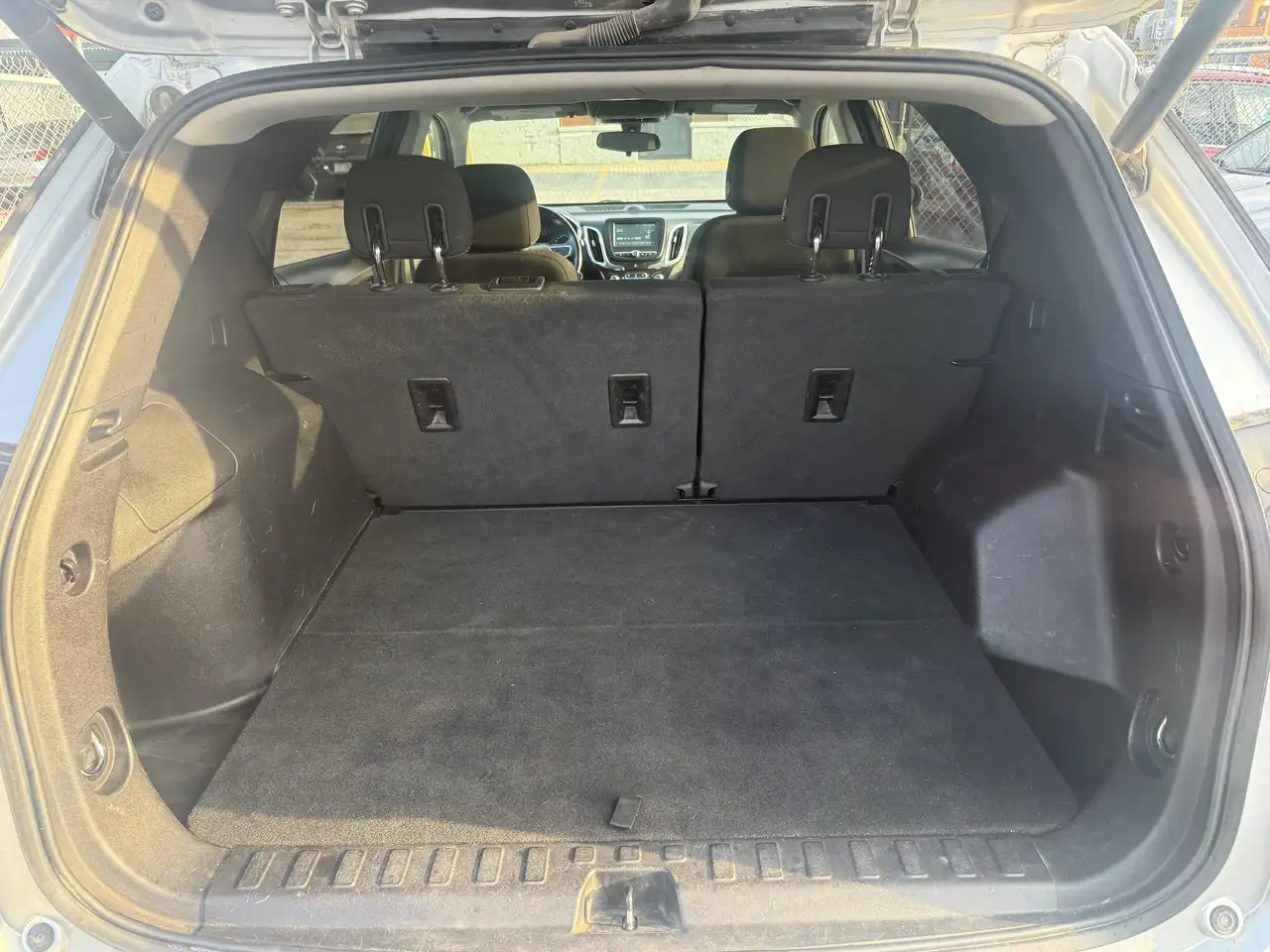 Chevrolet Equinox снимка Chevrolet Equinox