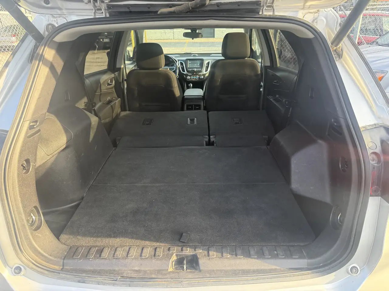 Chevrolet Equinox снимка Chevrolet Equinox