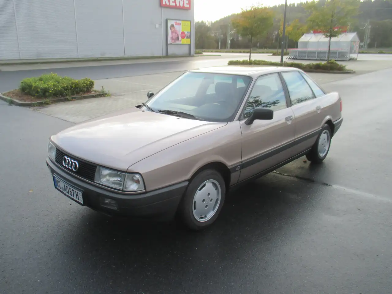 Audi 80 1.8 S, foto 1