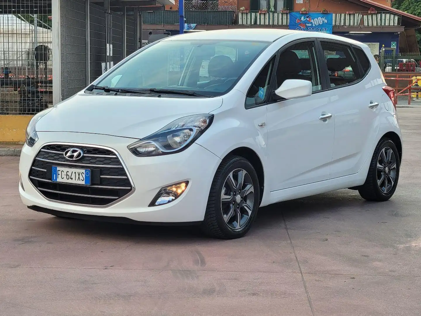 Hyundai iX20 1.4 90 CV Econext Comfort Bianco - 1