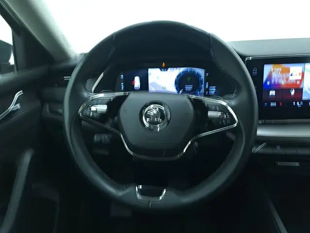 Skoda Octavia view 11