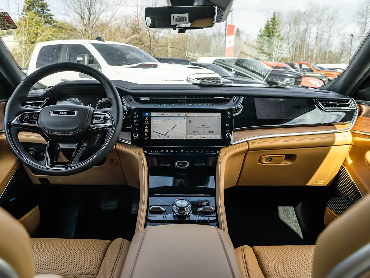 Jeep Grand Cherokee снимка Jeep Grand Cherokee