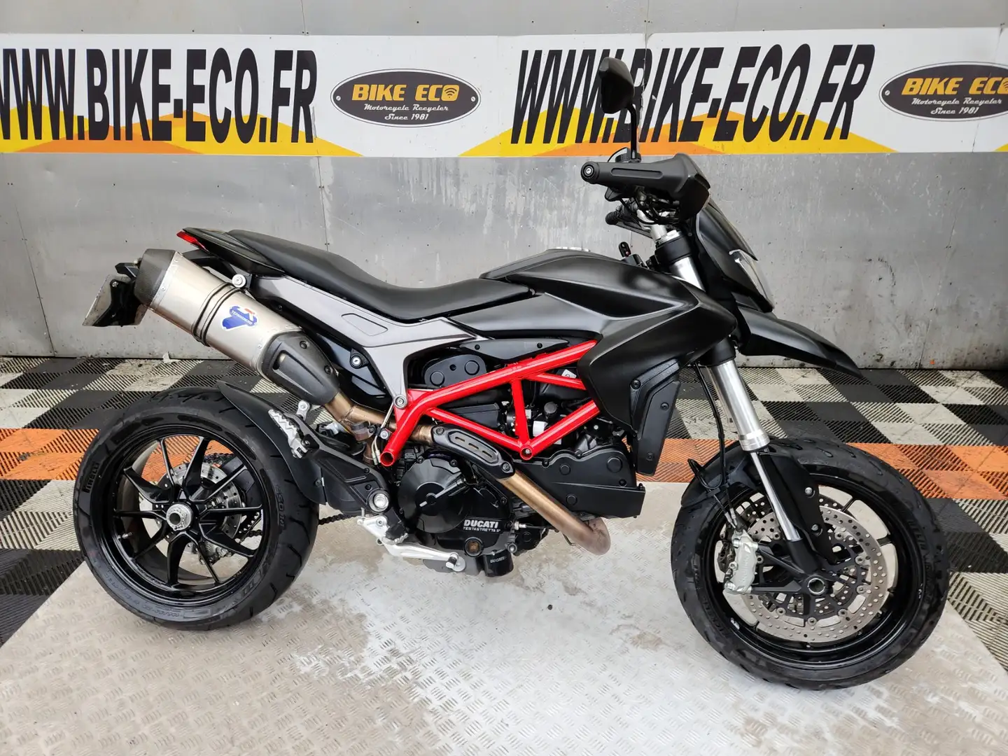 Ducati Hypermotard 821 Negro - 1