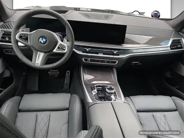 BMW X7 view 7
