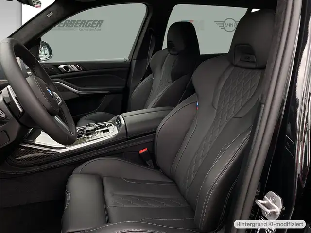 BMW X7 view 10