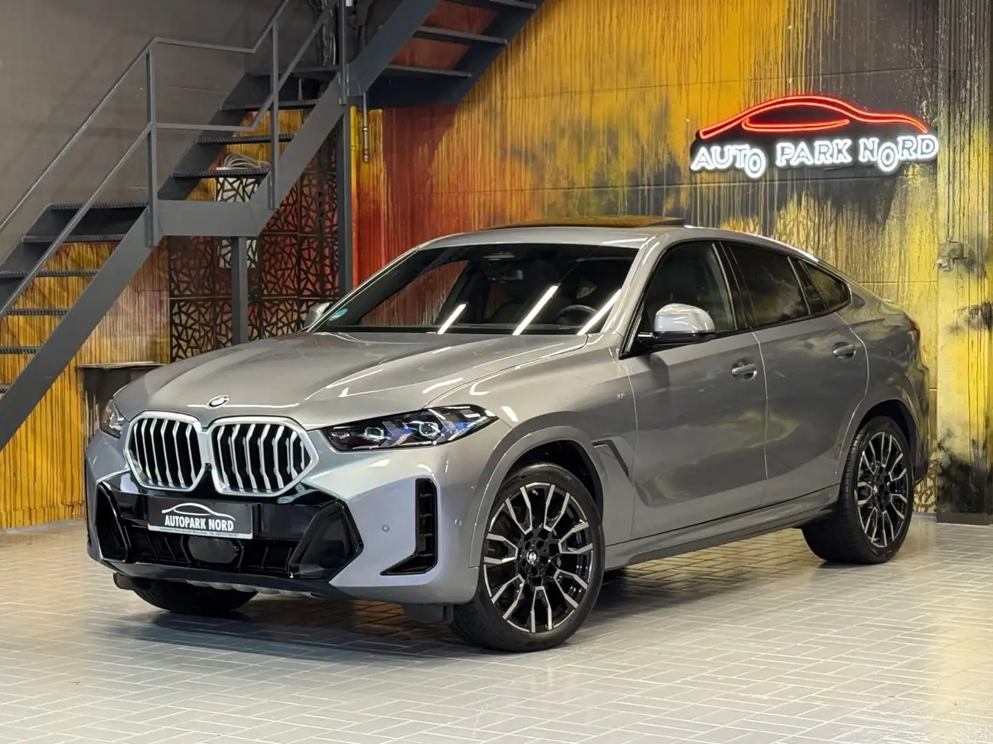 BMW X6 30d xDrive M Sport~PANO~HUD~BELÜFTUNG~LIFT Gris - 1