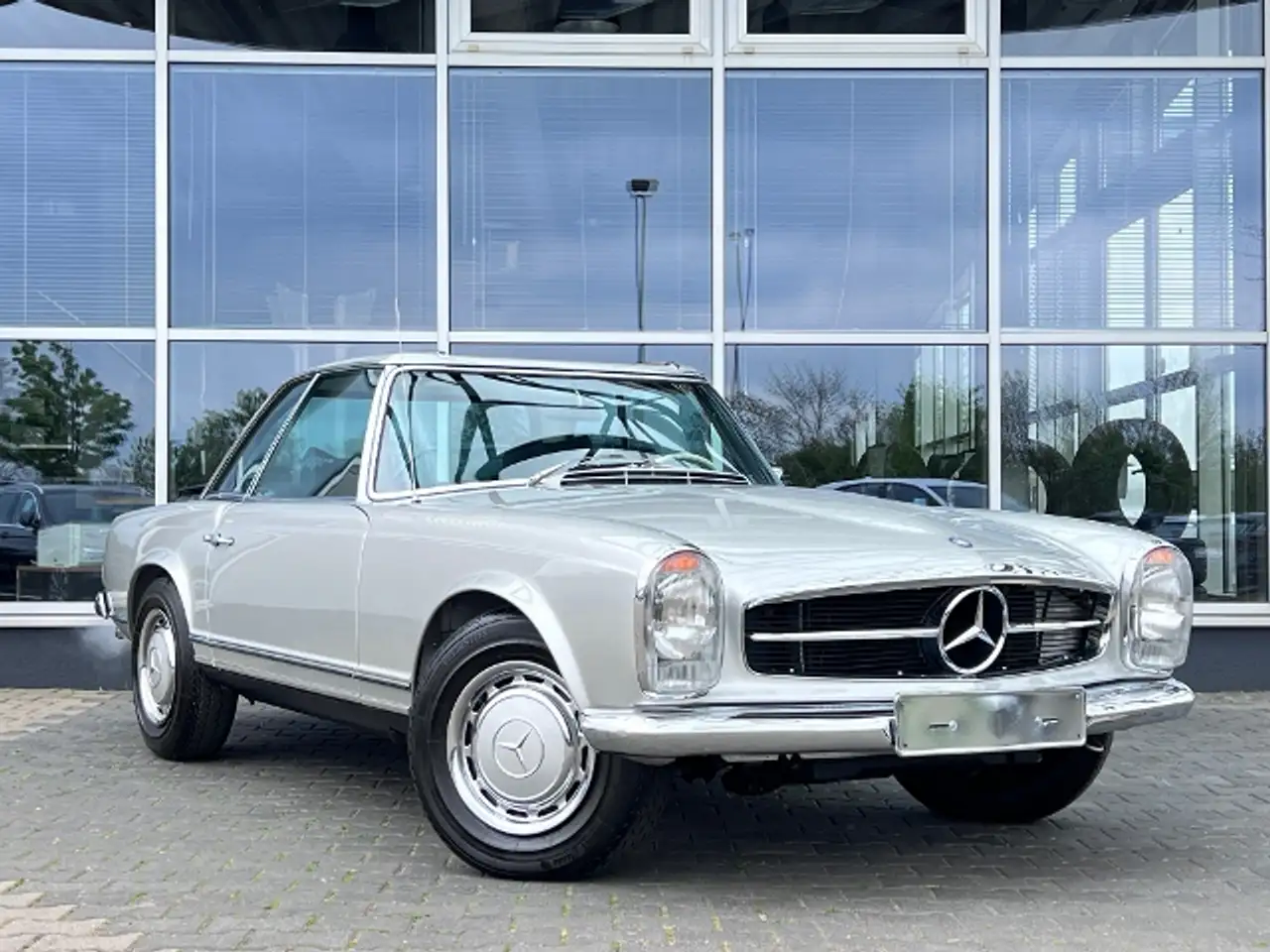 Mercedes-Benz SL 280