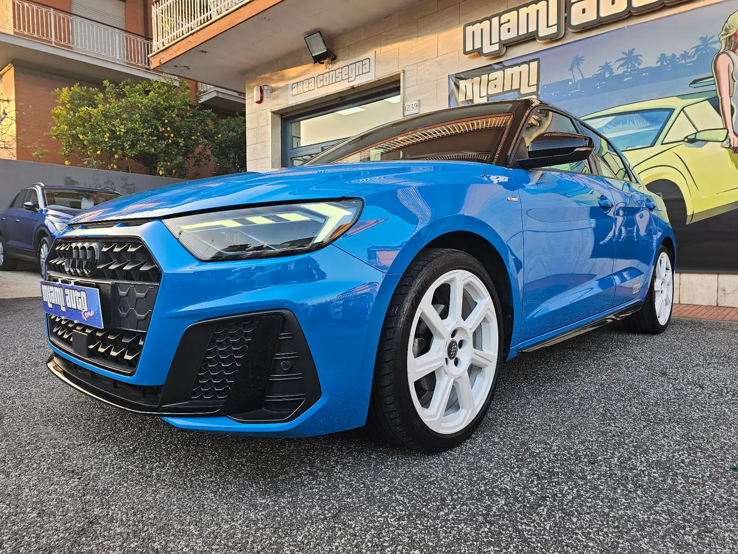 Audi A1 SPB 30 TFSI S tronic S line 18' NAV TAGL UFF CARVE Blau - 2