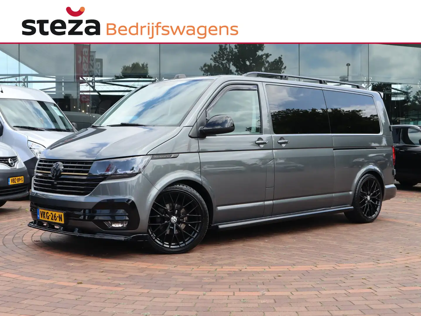 Volkswagen T6.1 Transporter 2.0 TDI L2H1 28 Comfortline / Android auto & Apple Gris - 1