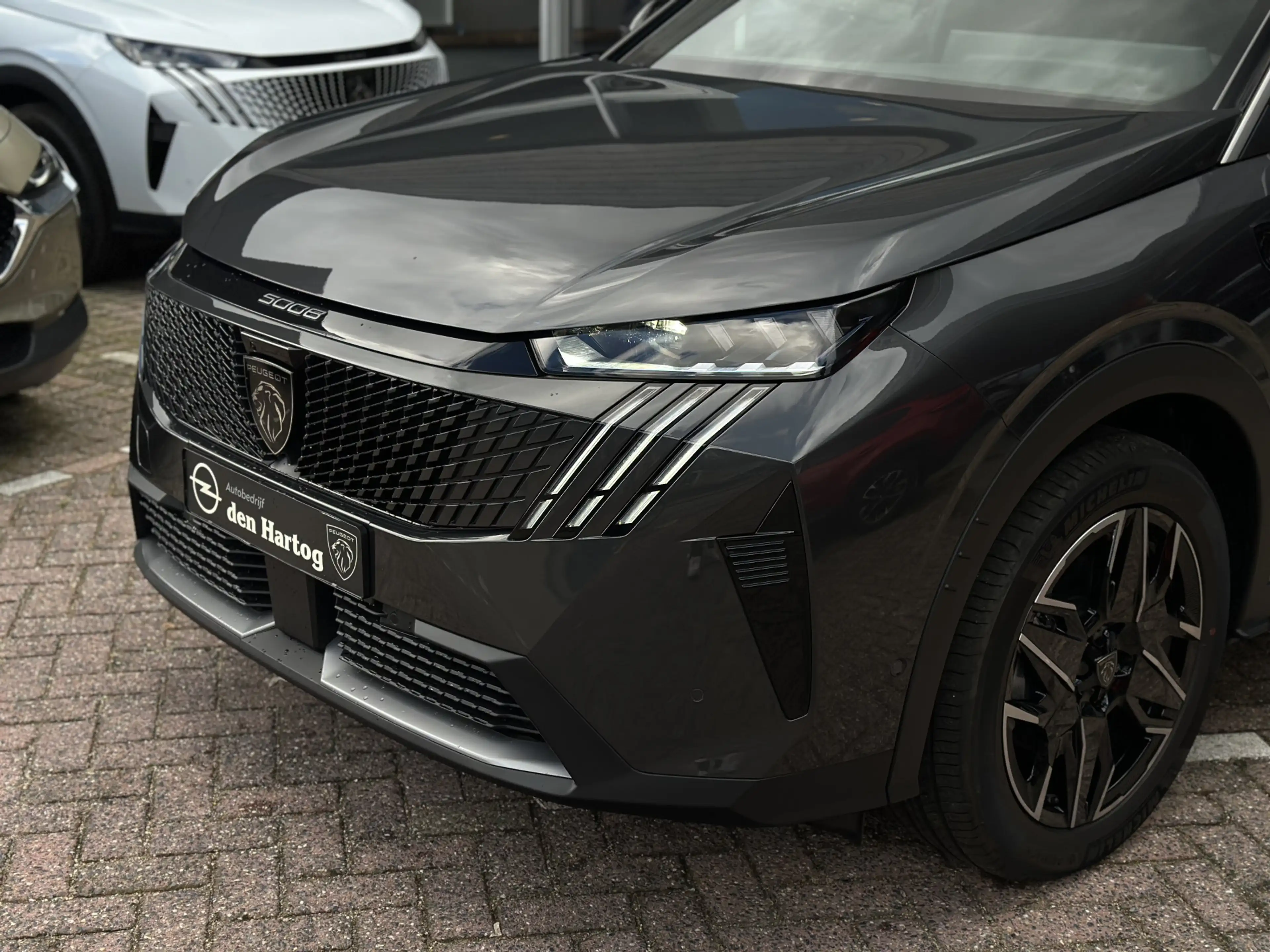 Peugeot 5008 1.2 Hybrid 145 GT Exclusive 7p €12.831,- korting/T — photo 24