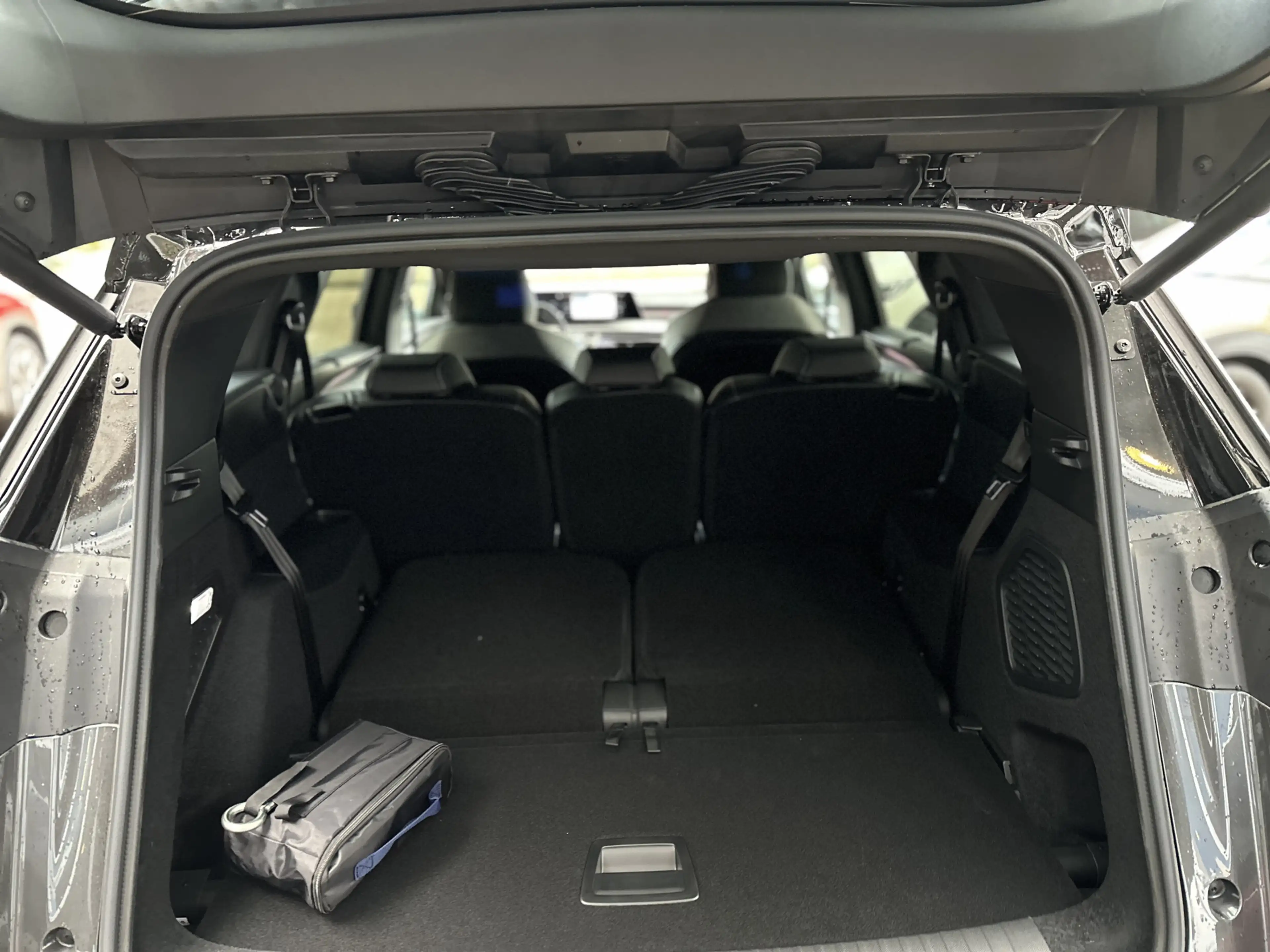 Peugeot 5008 1.2 Hybrid 145 GT Exclusive 7p €12.831,- korting/T — photo 6