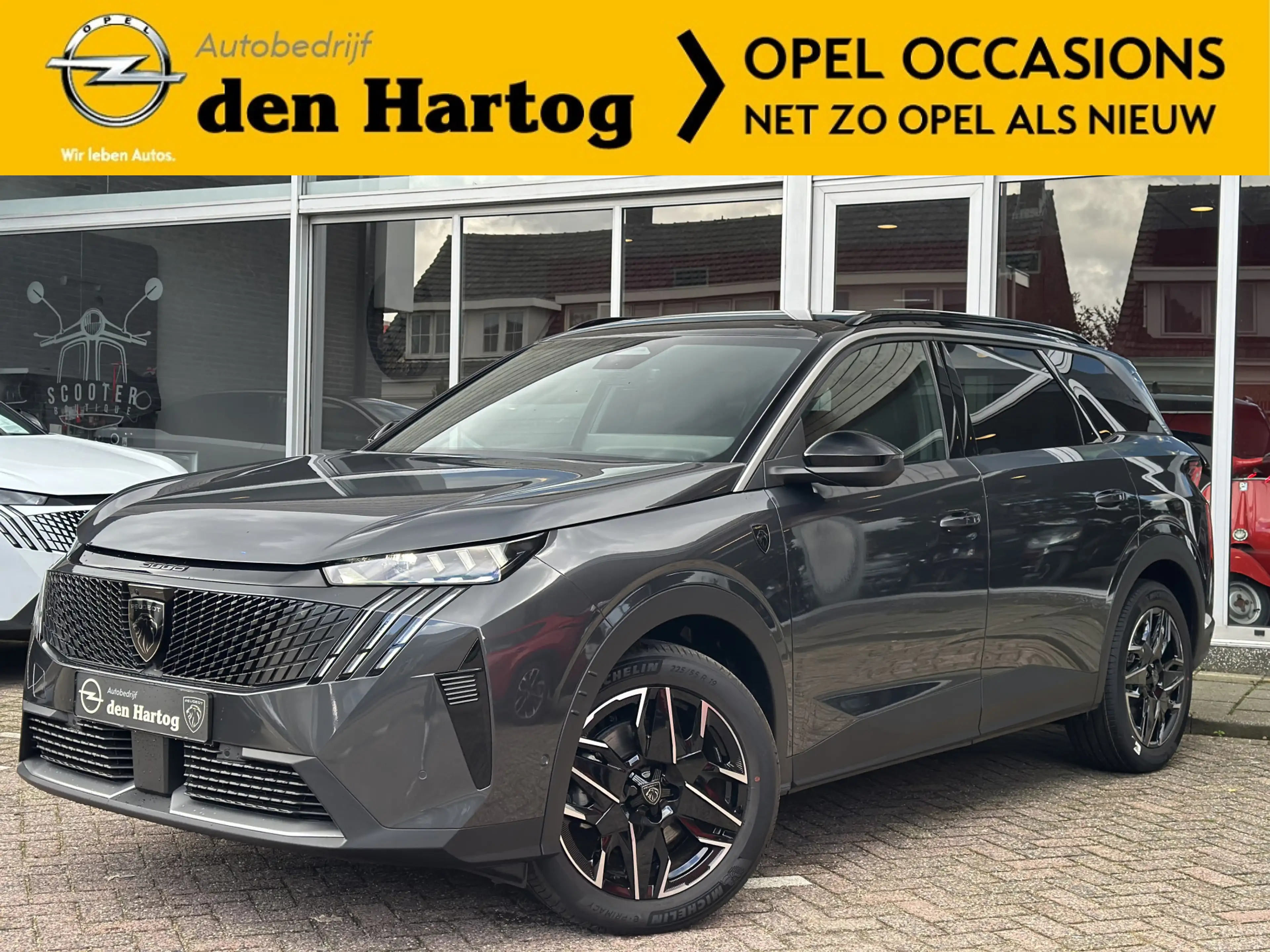 Peugeot 5008 1.2 Hybrid 145 GT Exclusive 7p €12.831,- korting/T