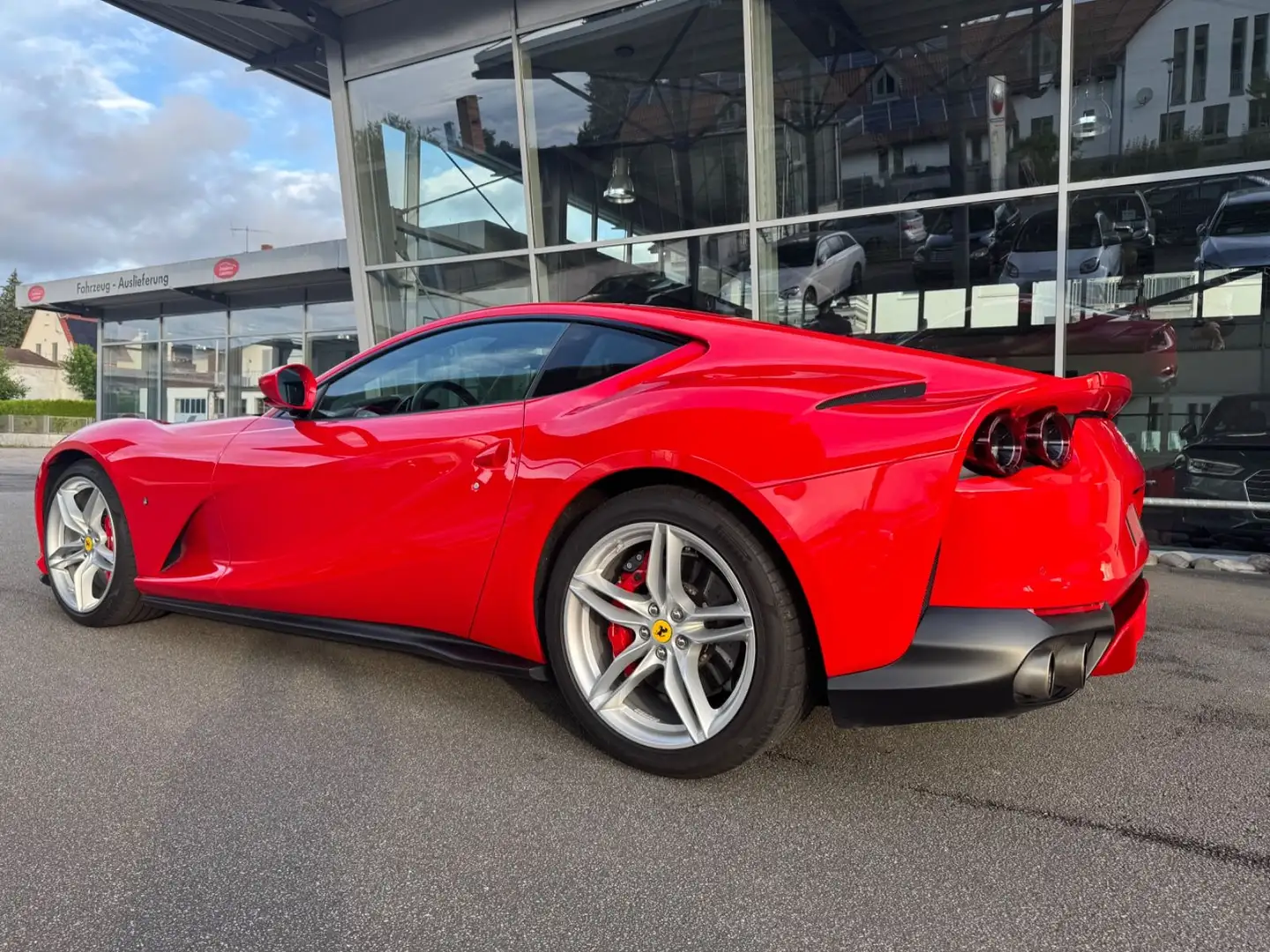 Ferrari 812 Superfast *Racing Seats*HELE*Kamera*1.Hd* Rood - 2