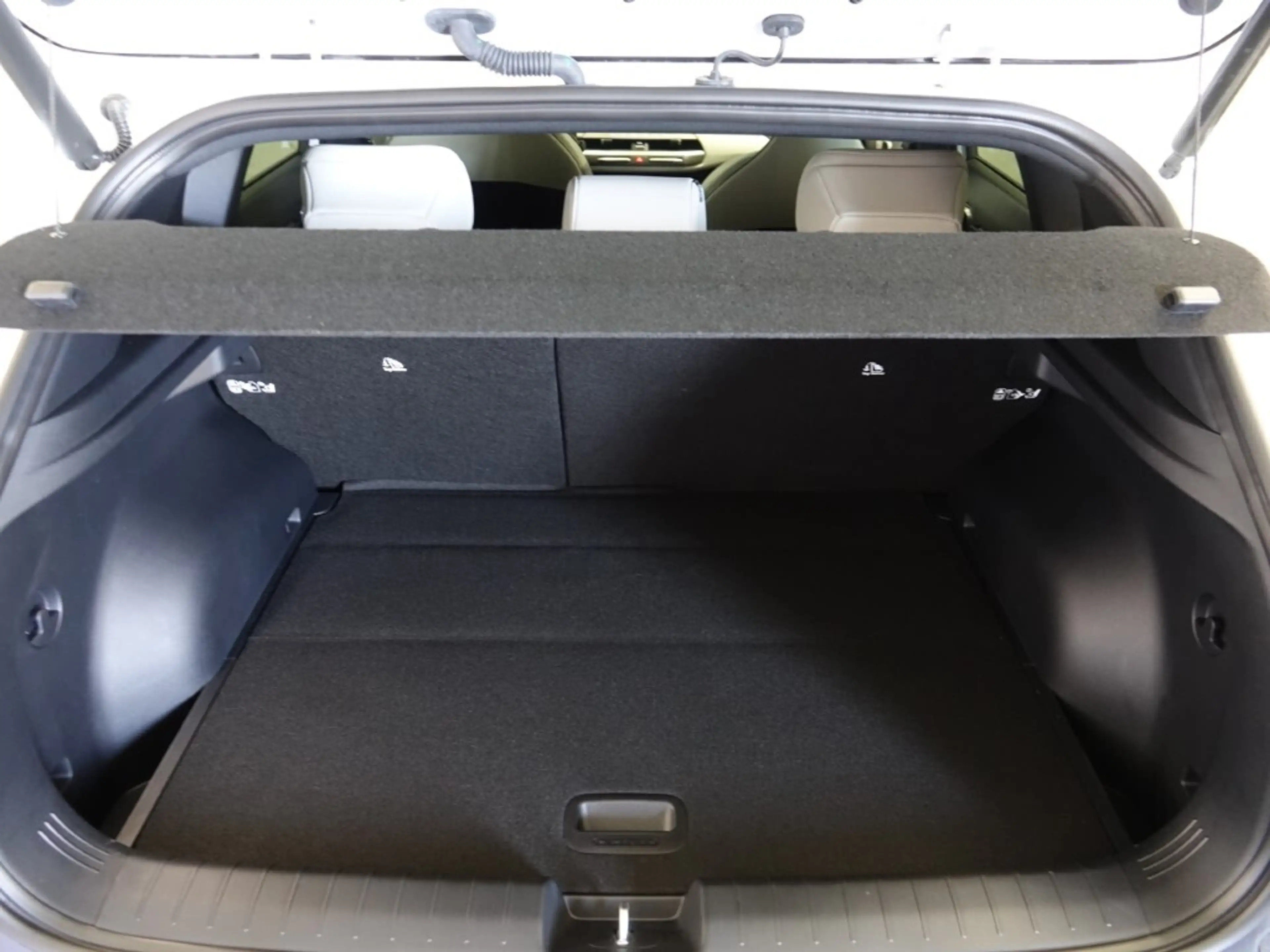 Kia EV4 HB FWD 81,4kWh GT-Line *VOLLAUSSTATTUNG* — photo 15