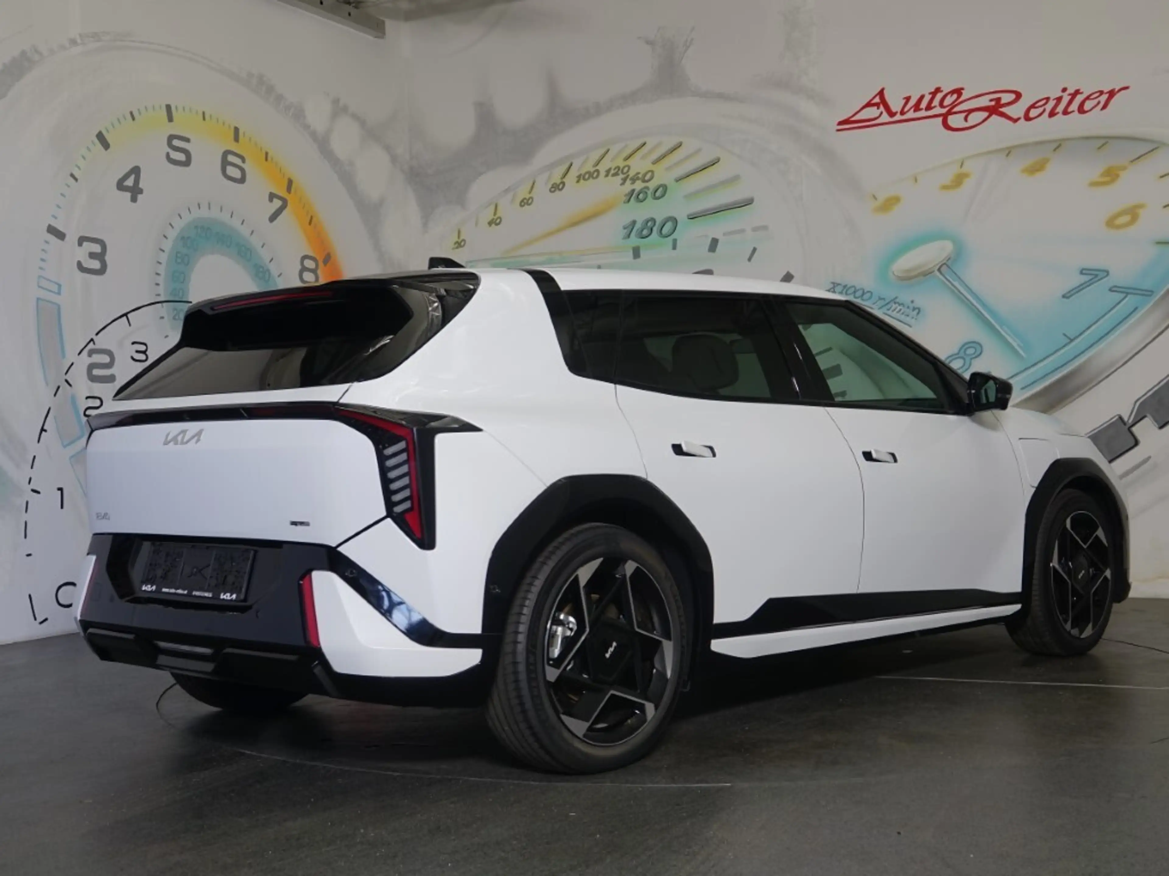Kia EV4 HB FWD 81,4kWh GT-Line *VOLLAUSSTATTUNG* — photo 4
