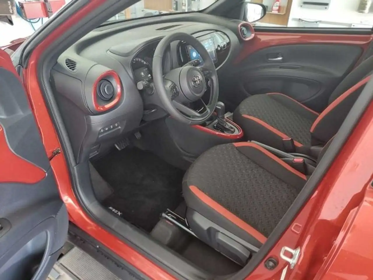 Toyota Aygo X Teamplayer CVT ACC Apple CarPlay Android Auto Musi 7