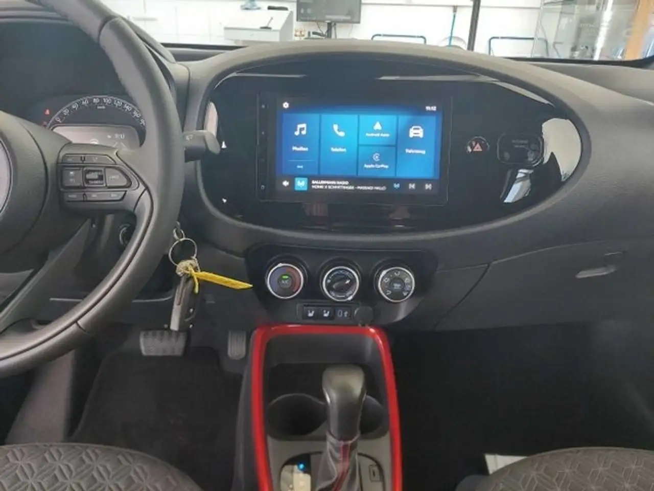Toyota Aygo X Teamplayer CVT ACC Apple CarPlay Android Auto Musi 9