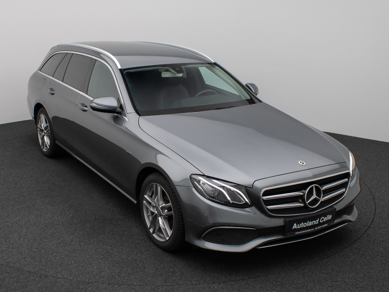 Mercedes-Benz E 300 de Avantgarde Kamera AHK LED Standhzg AHK — photo 3