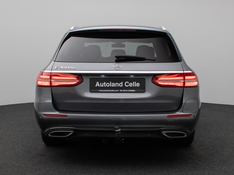 Mercedes-Benz E 300 de Avantgarde Kamera AHK LED Standhzg AHK — photo 8