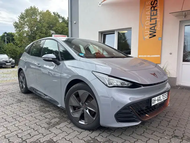 CUPRA Born