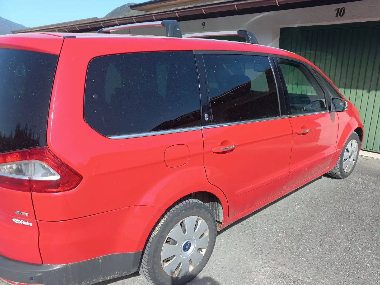Ford Galaxy Ambiente 2,0 TDCi DPF Rouge - 2