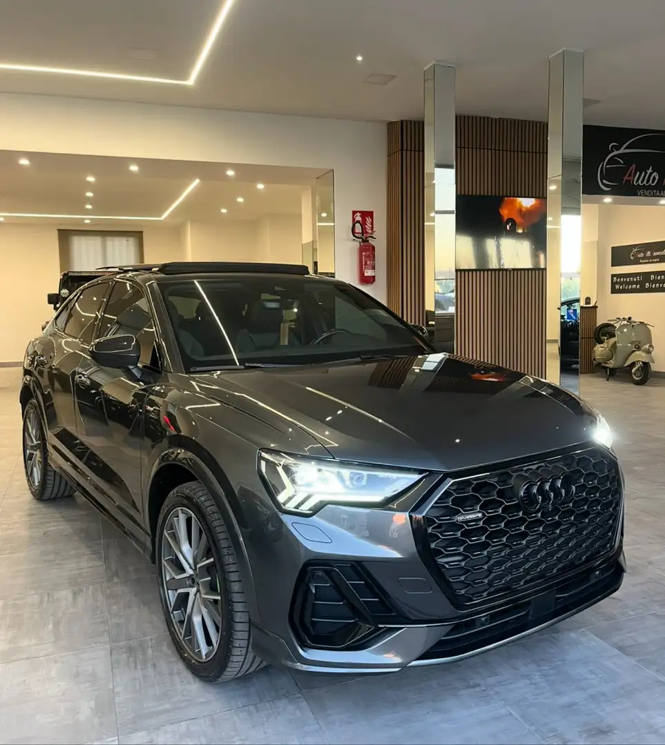 Audi Q3 40 2.0 tdi S line edition quattro 190cv s-tronic Grijs - 1