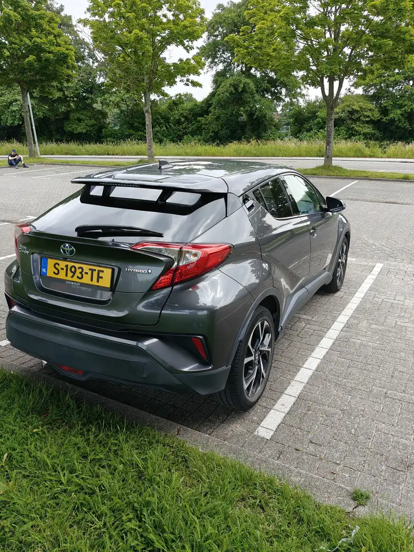Toyota C-HR 1.8 Hybrid Dynamic Grey - 2