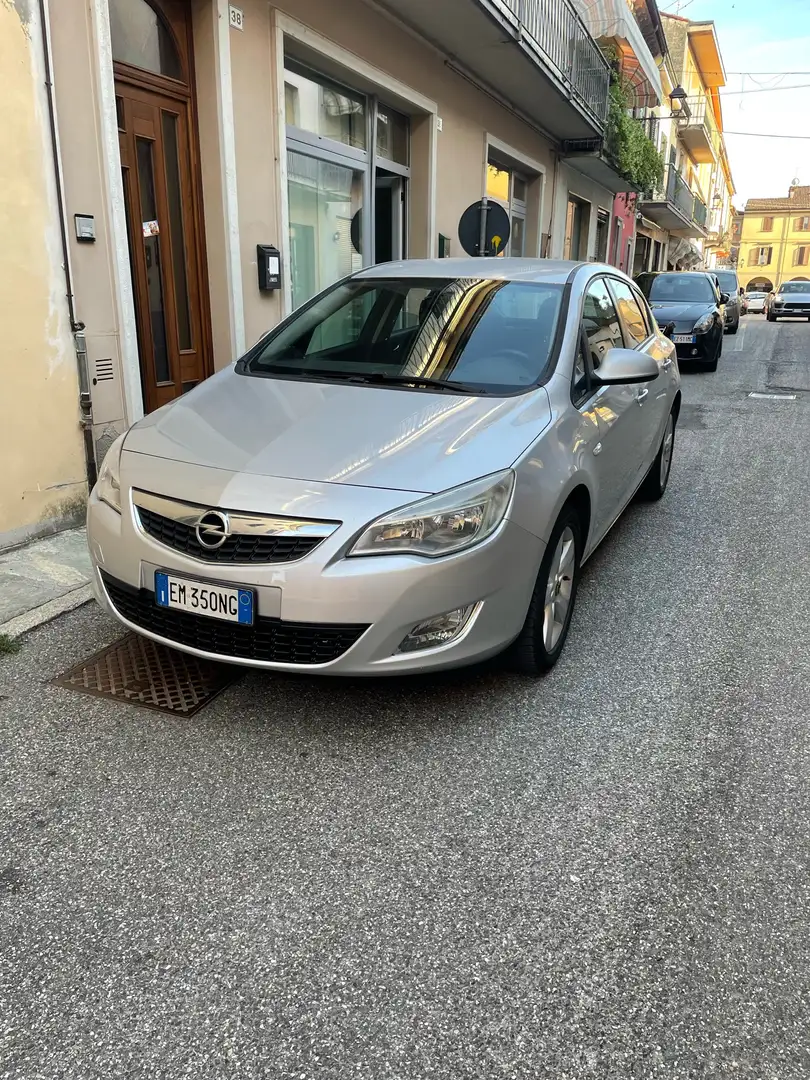Opel Astra 5p 1.7 cdti Cosmo 110cv Grigio - 1