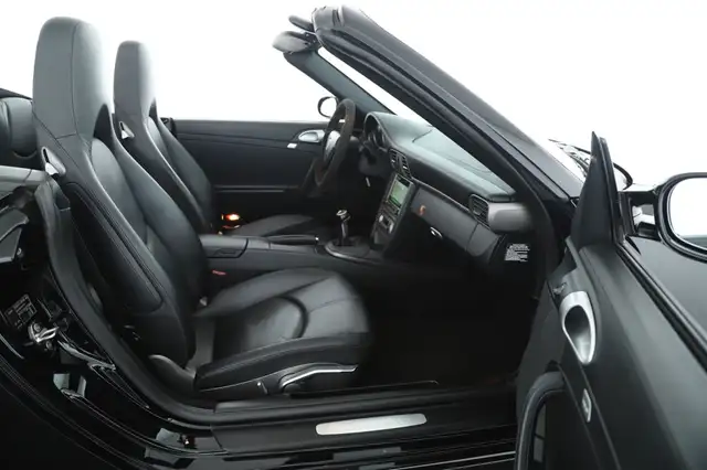 Porsche 911 997 Carrera Cabrio LEDER XENON 19ZOLL Ansicht 13