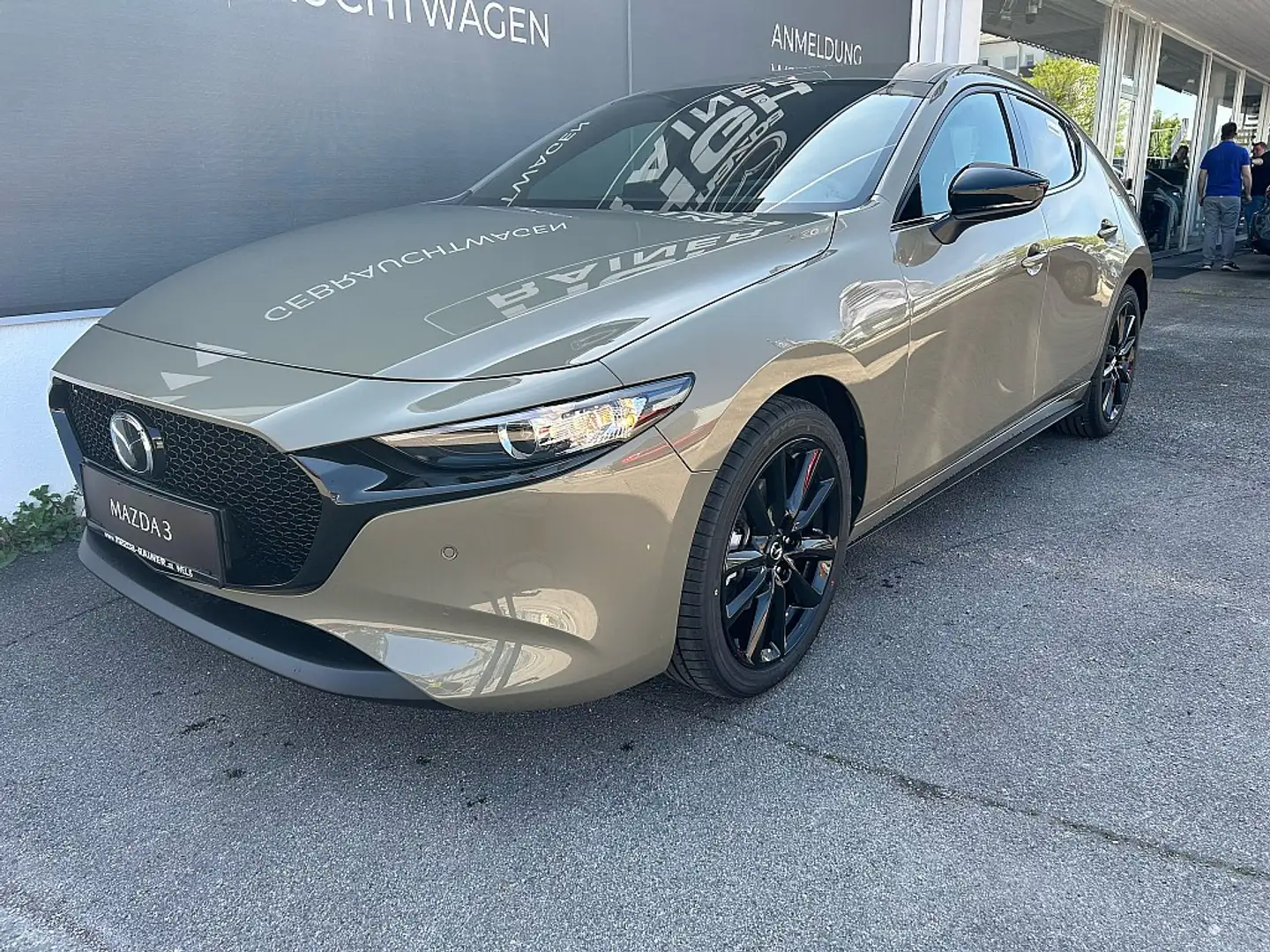 Mazda 3 Mazda3 e-Skyactiv-G140 Nagisa Braun - 1
