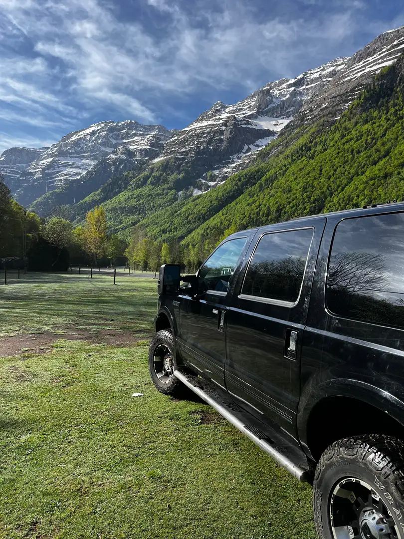 Ford Excursion Limited Negro - 2