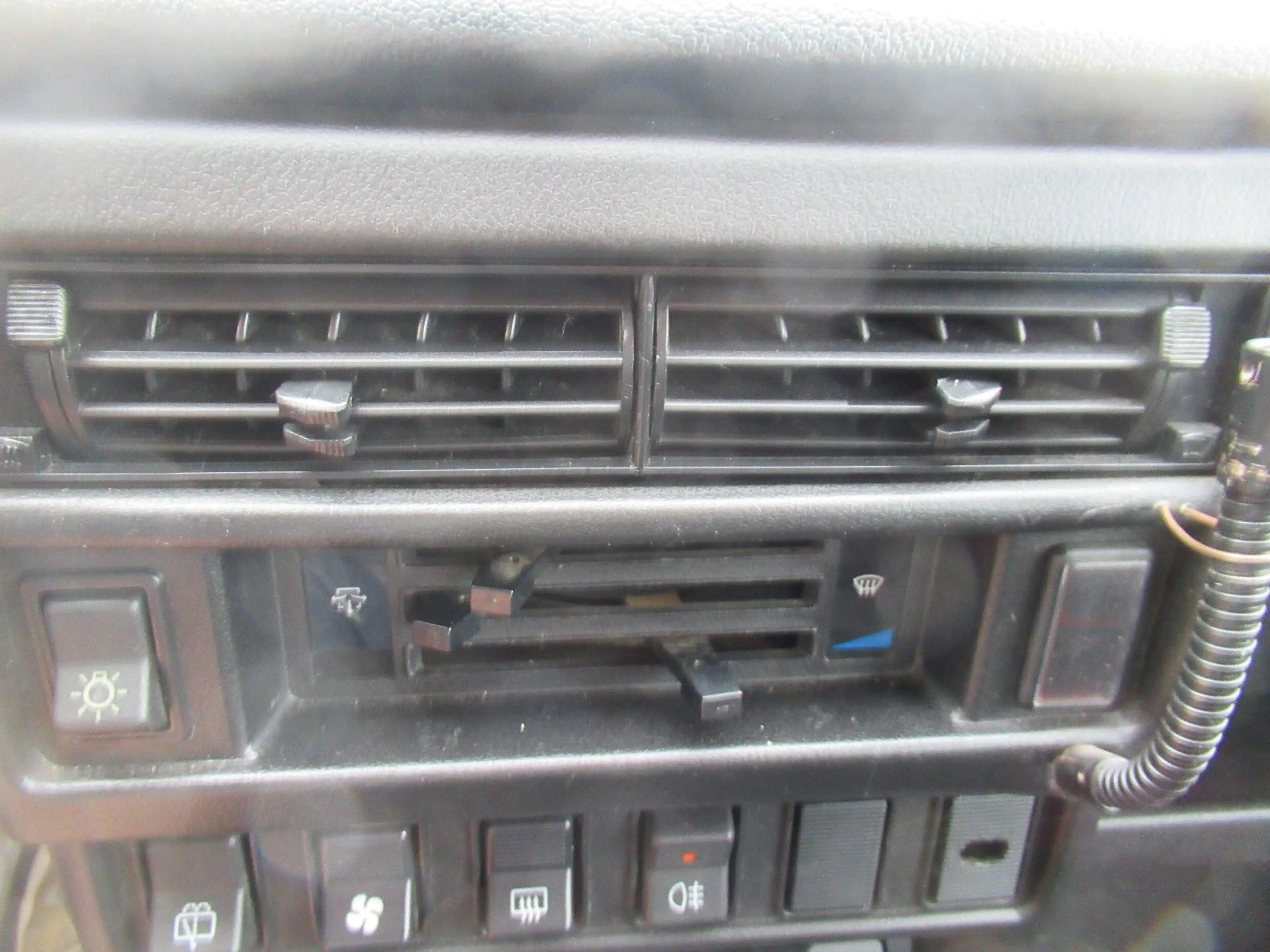 Lada Niva 4x4 RAPTOR AHK RADIO DOTZ v VERTRAGSHÄNDLER — photo 9