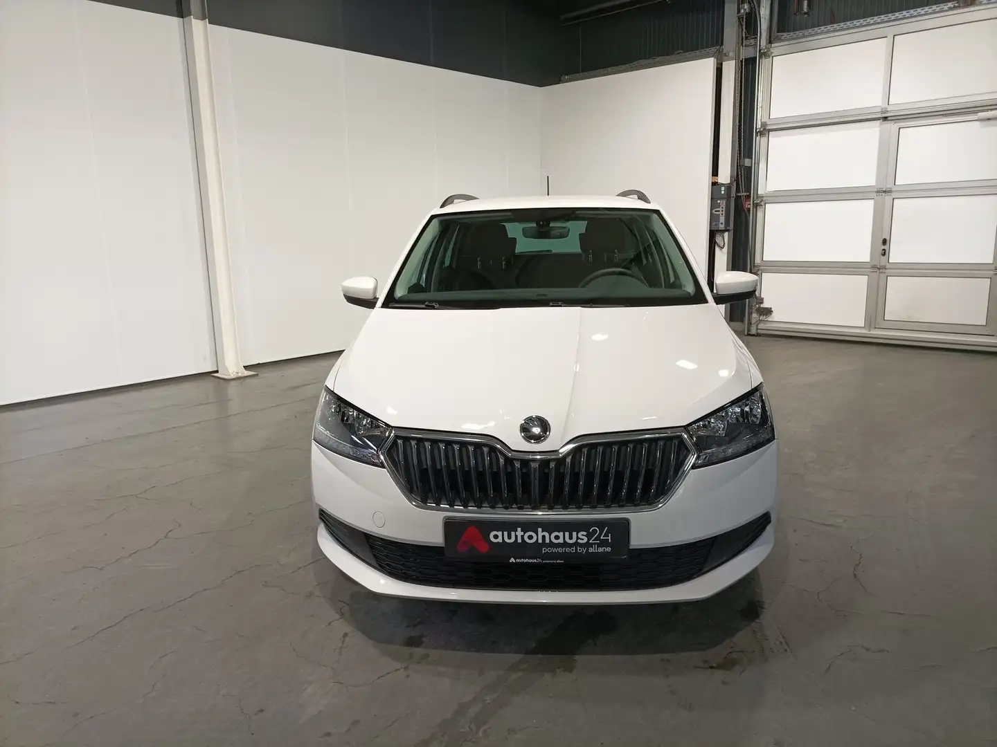 Skoda Fabia Combi 1.0 MPI Ambi. Navi|ParkPilot|Klima Weiß - 2