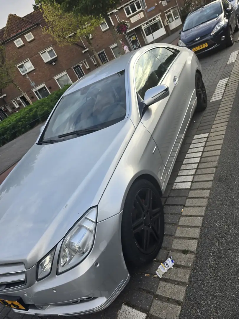 Mercedes-Benz E 250 W207 coupe 2009 Zilver - 1
