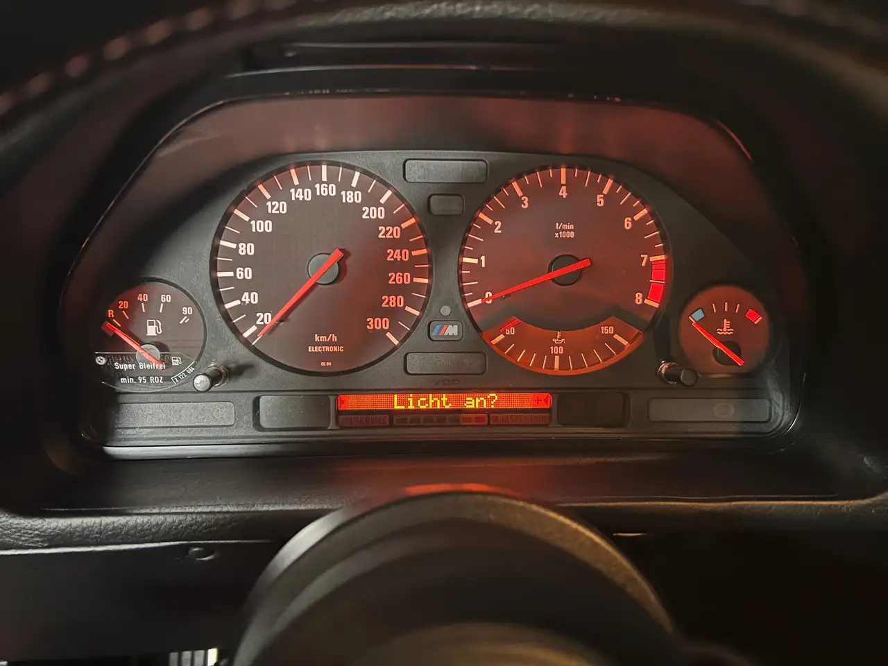 BMW M5, foto 6